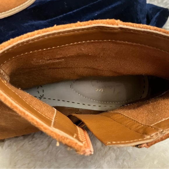 Clark Breccan Myth Tan Rust Suede Boots Booties Size 8.5M - Picture 10 of 10